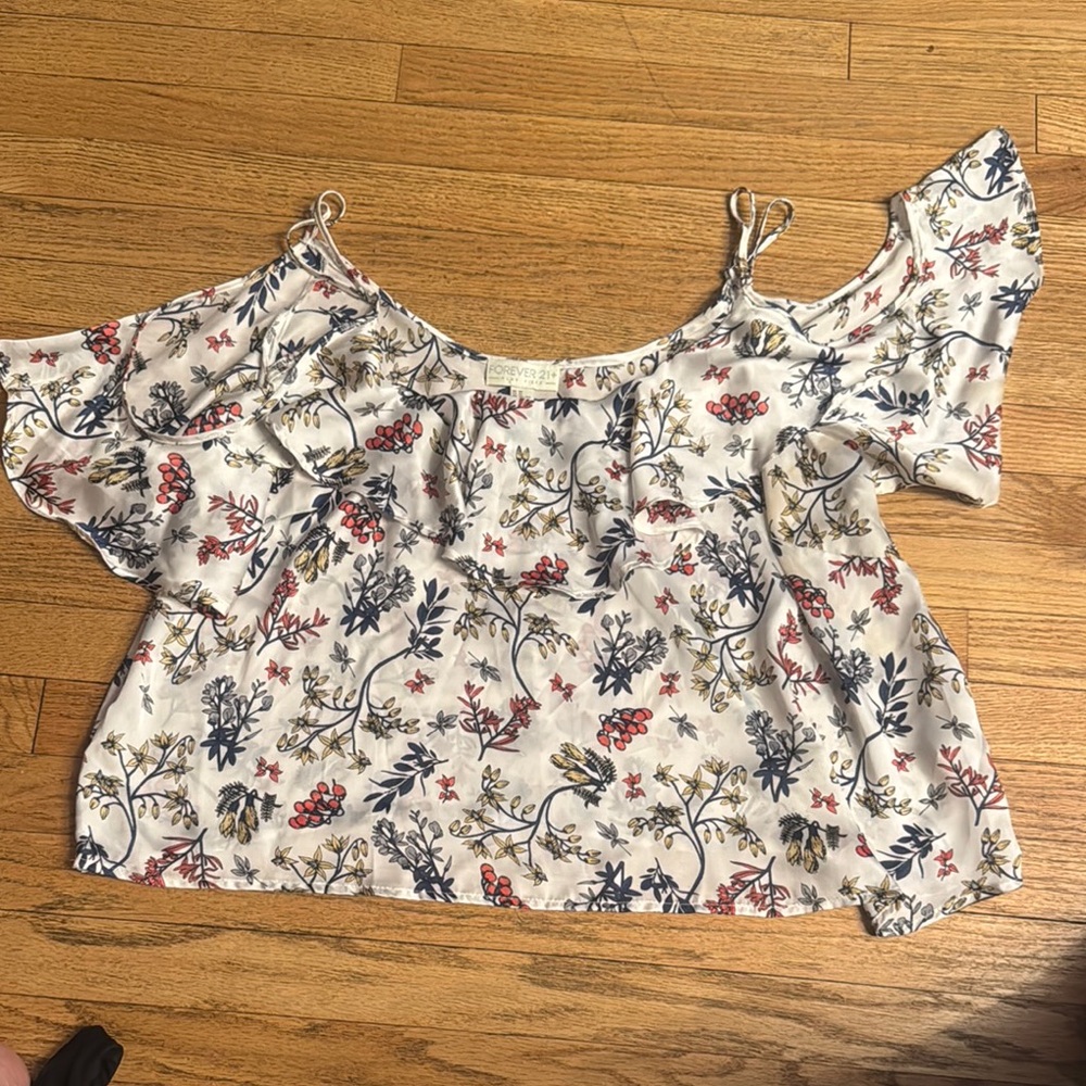 Forever 21 Floral Cold-Shoulder Blouse - White and Blue
